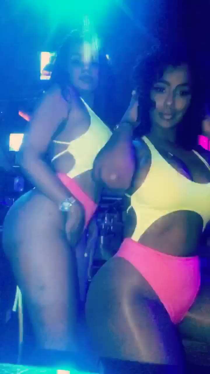 dissolute AyishaDiaz dildo Epic