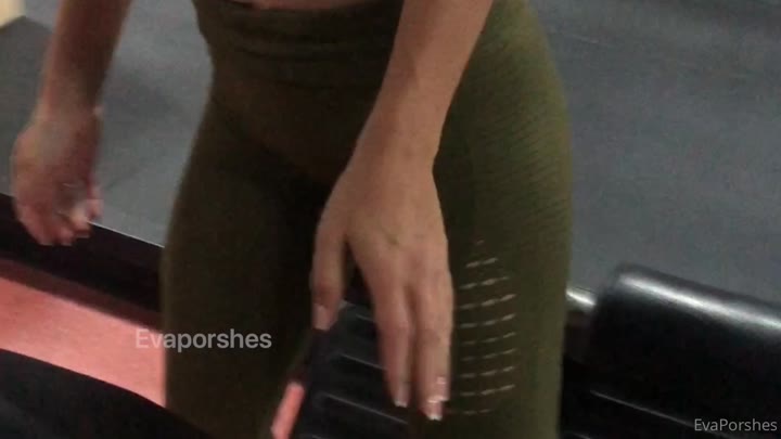 vivacious Dripping Evaporshes camgirl