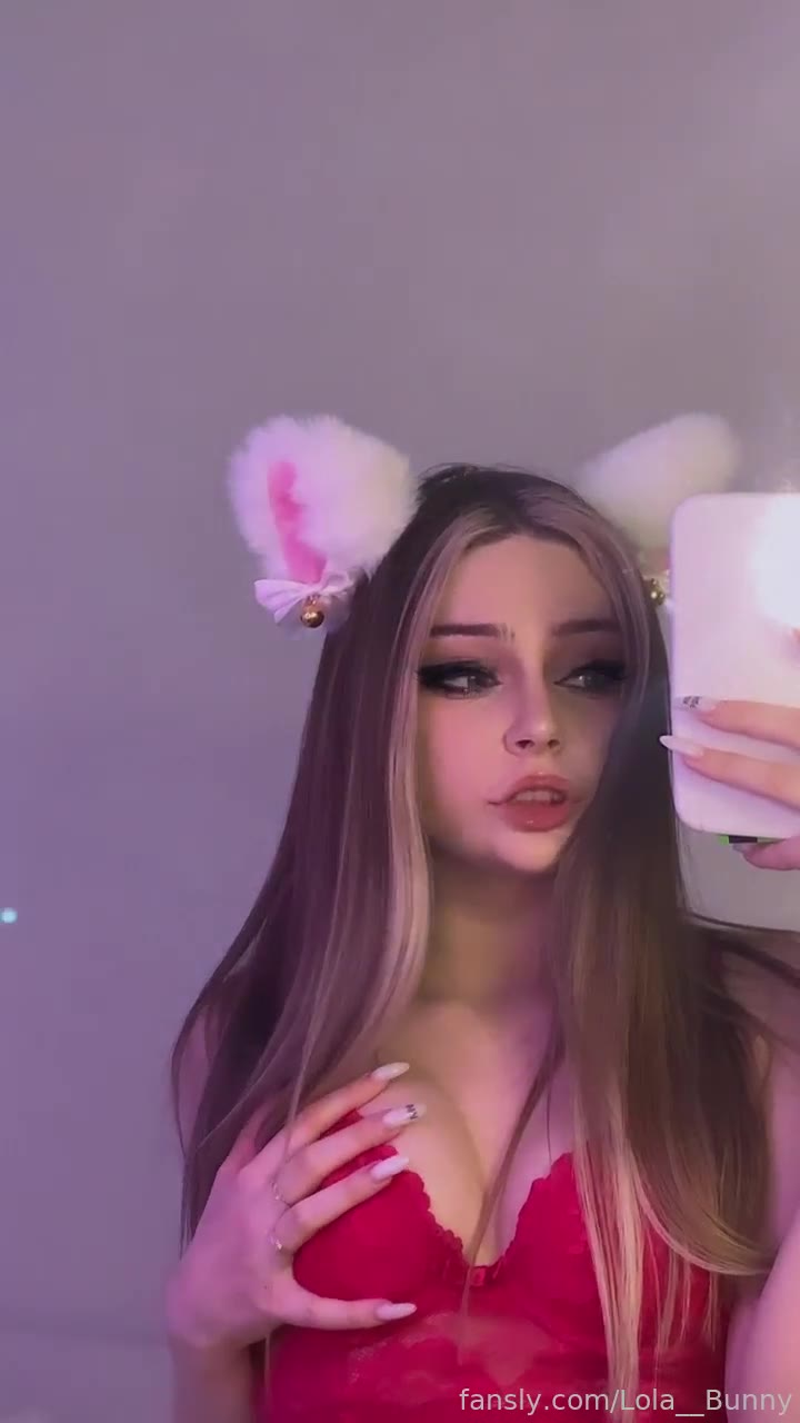 LolaBunny fap