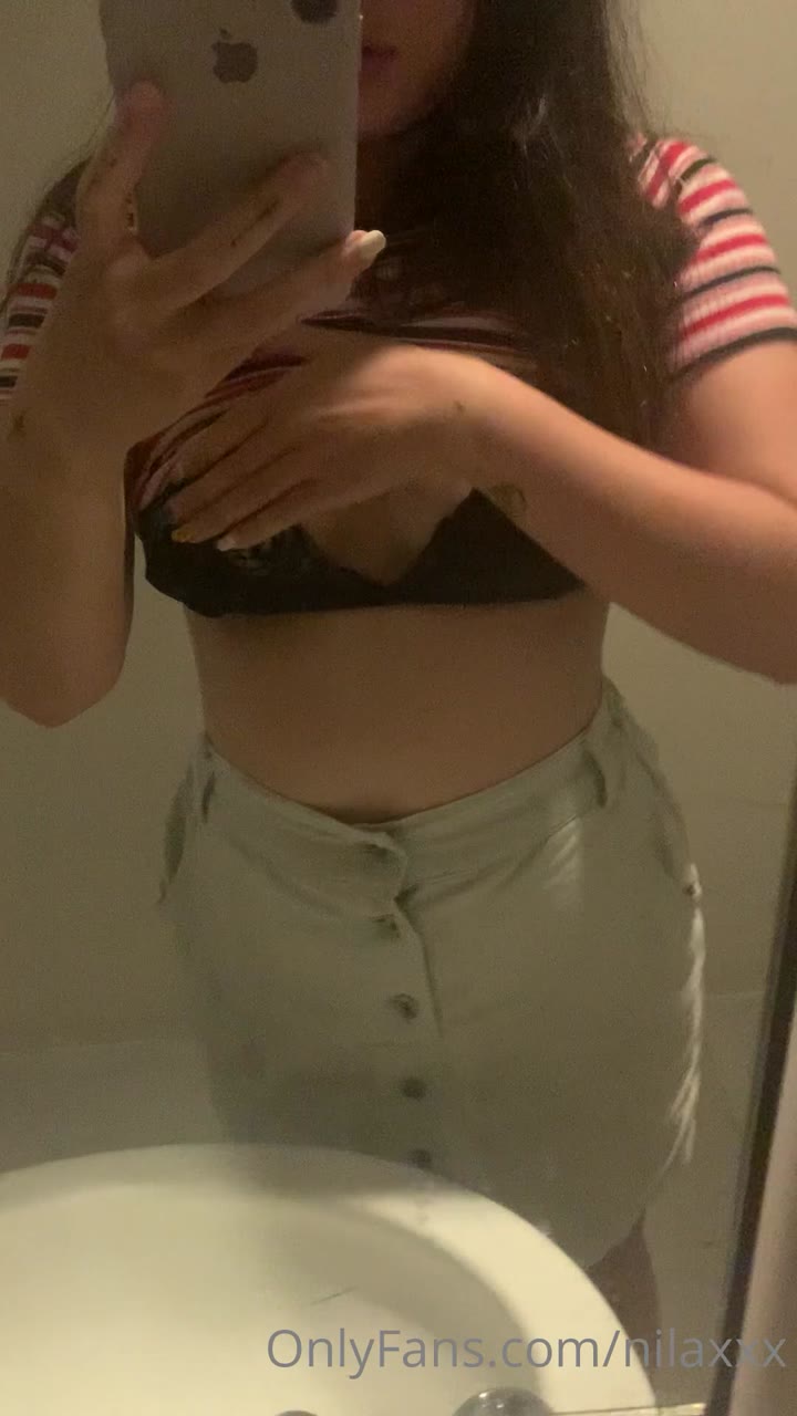 sensual Sweating Nilaxxx dildo