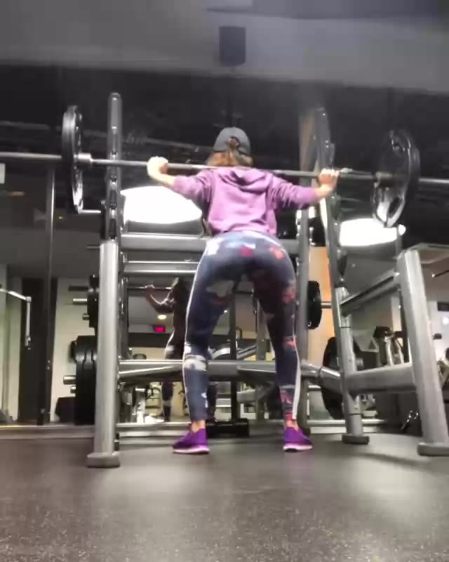 Yanet Garcia fapello