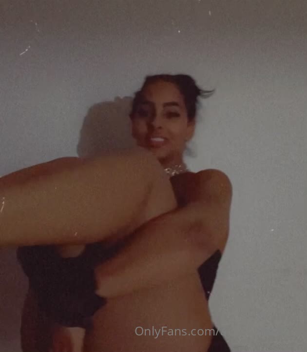 pig AyishaDiaz dildo Epic