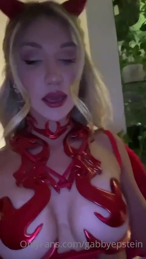 female Dripping Gabby Epstein Leak