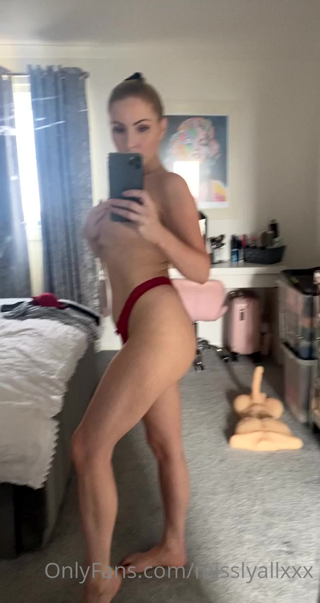 Sensational cumslut Georgia Lyall Leak