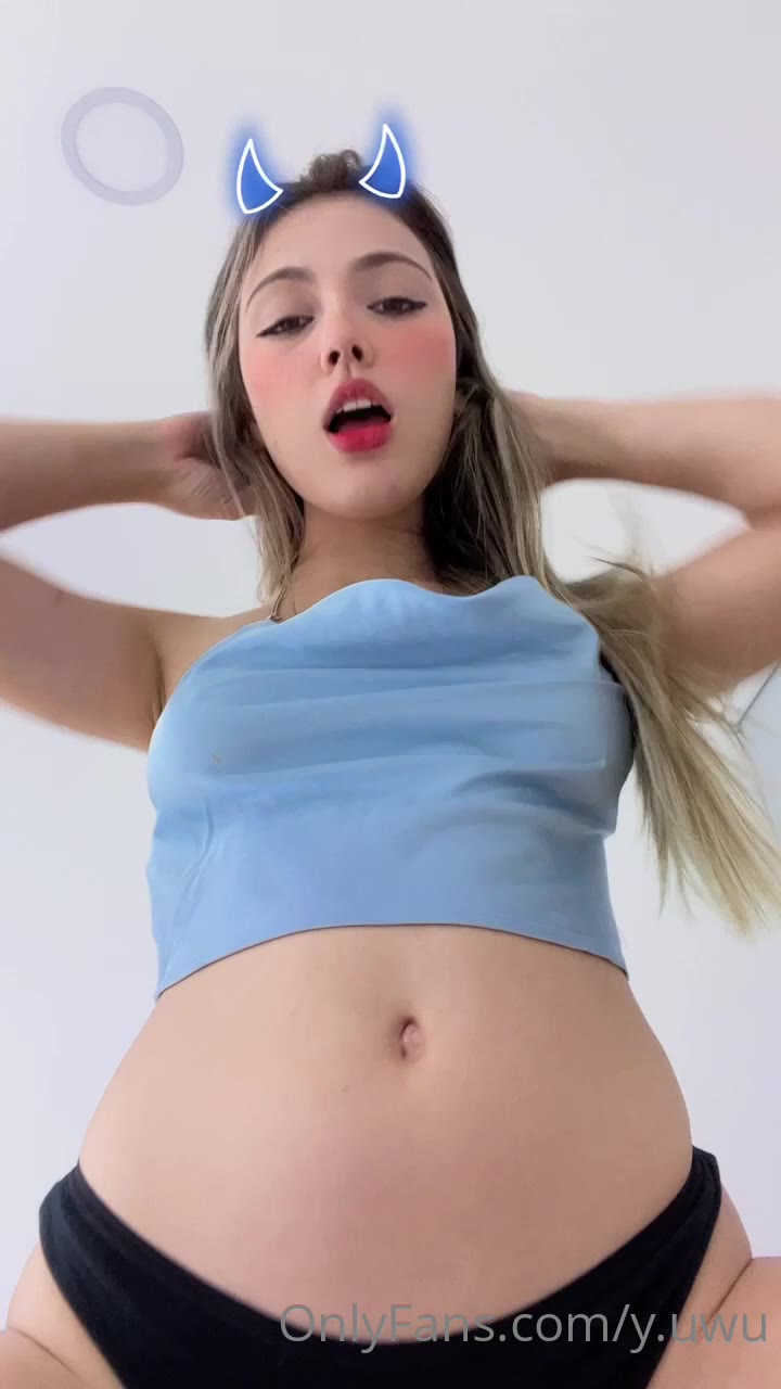 plot uwu.yor Nude exposed