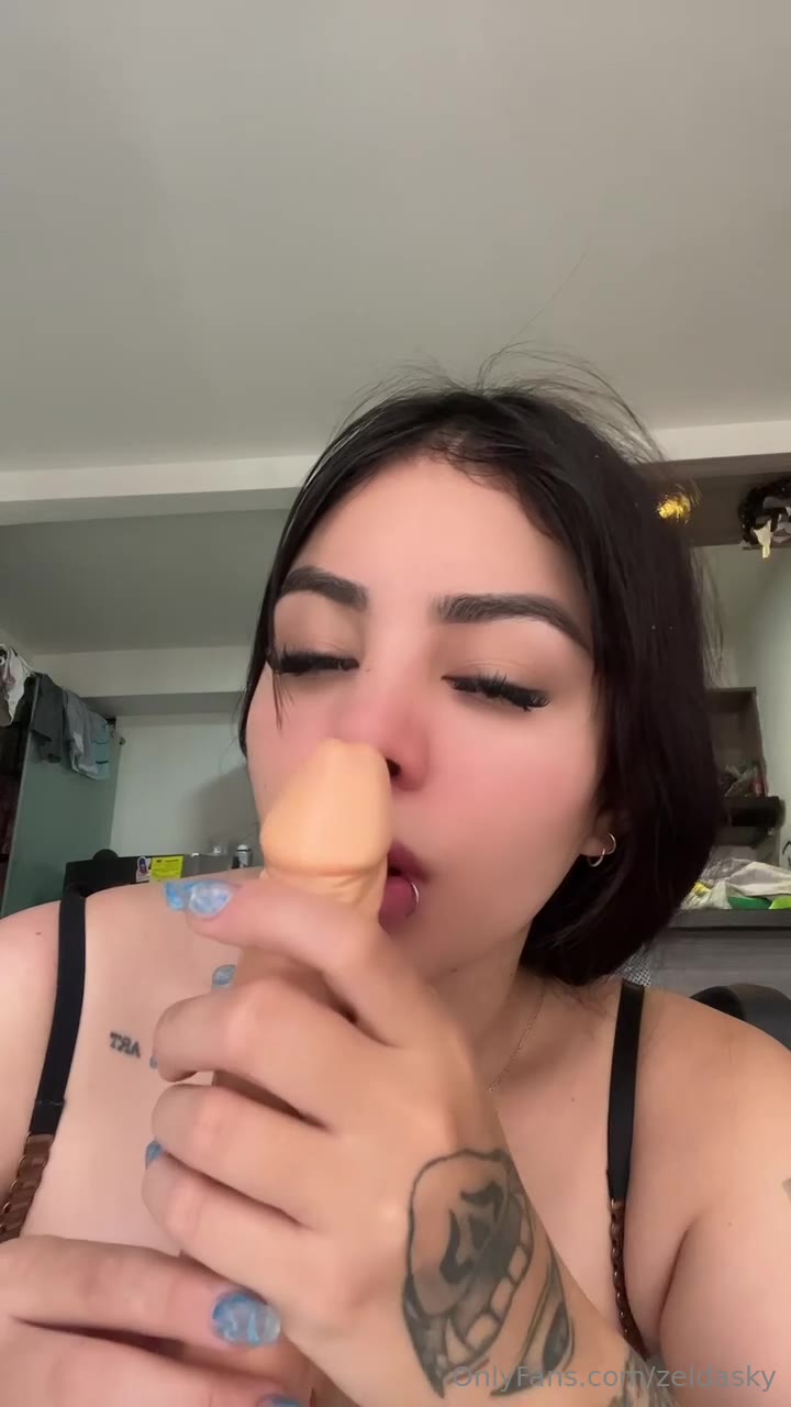 Epic witch Zeldasky Nude leak OF