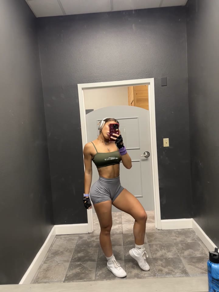 fruity JayneRivera boobs