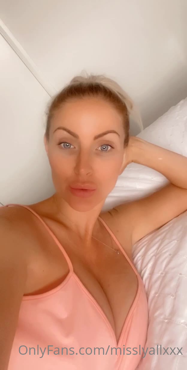 Georgia Lyall instagram