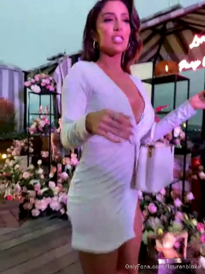 Exposed Lauren Blake bg