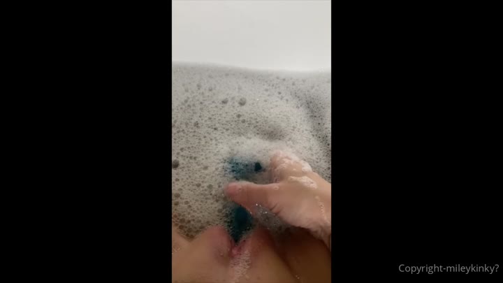 slut Miley Kinky Nudes leak