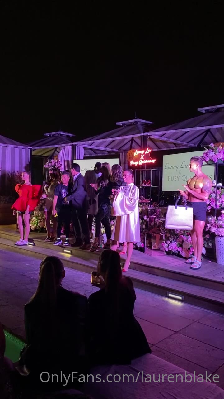 Lauren Blake nude tits