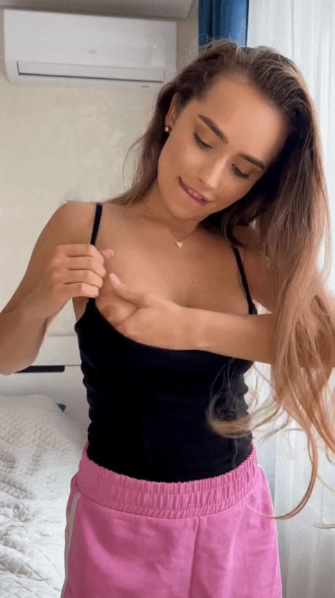 ErikaCherry bg Sensational