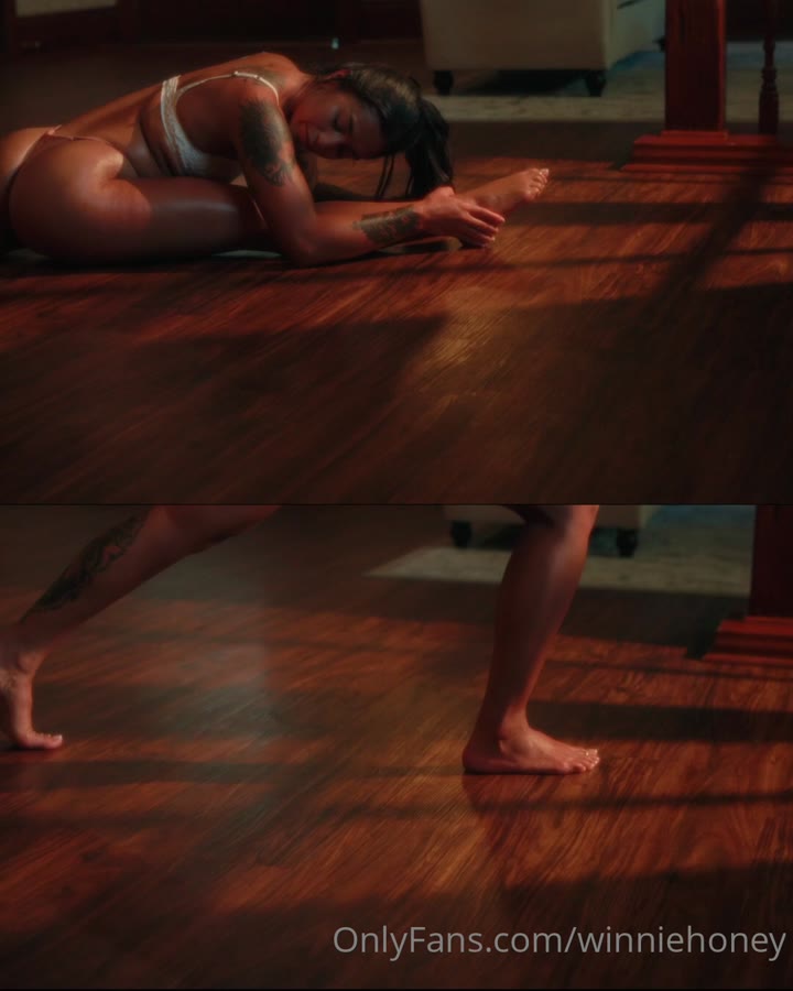 avantgarde Asia Naked