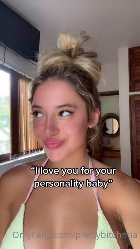 Pretty bit Mia leaked nudes x