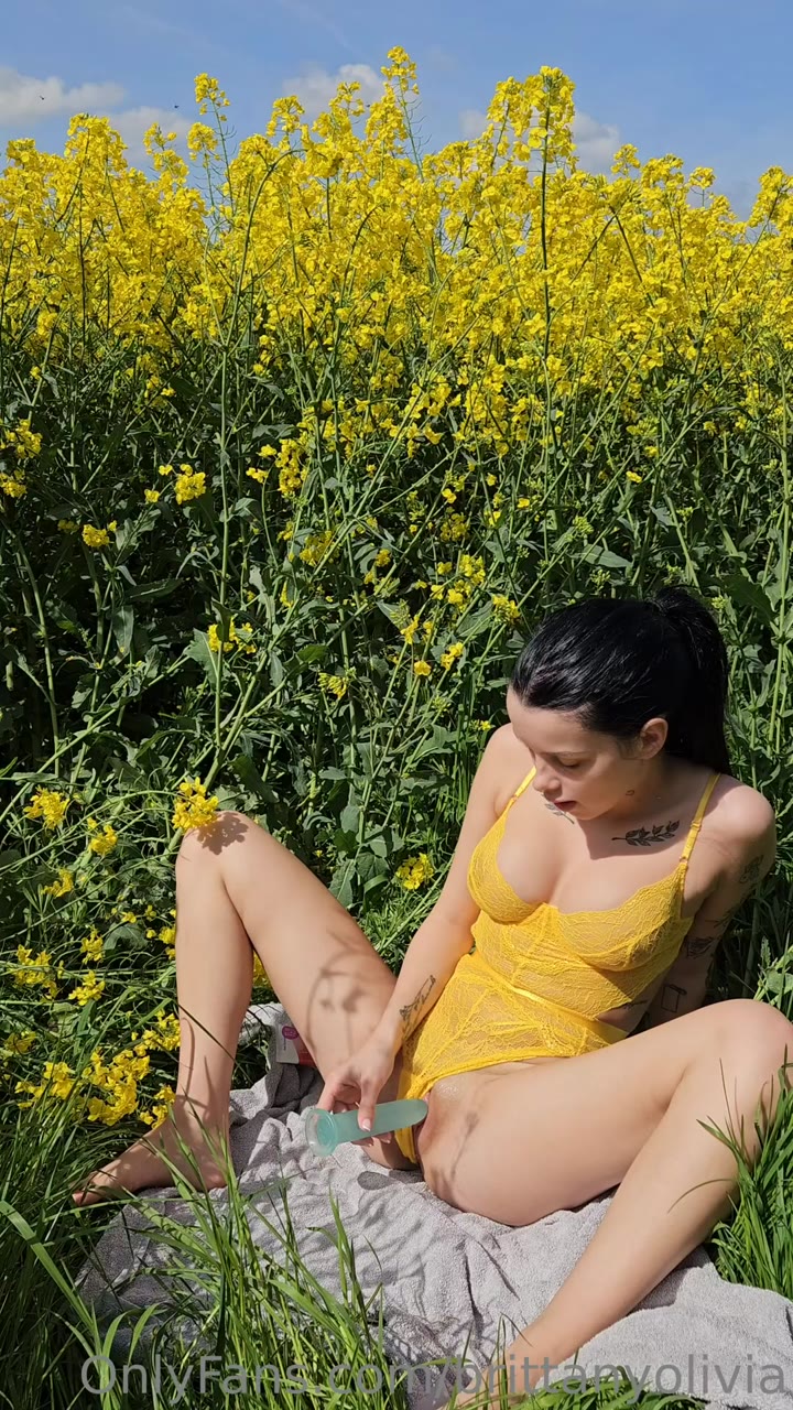 Brittany Olivia simpcity