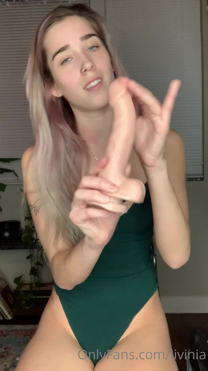 hirsute Livinia Roberts bg Clip