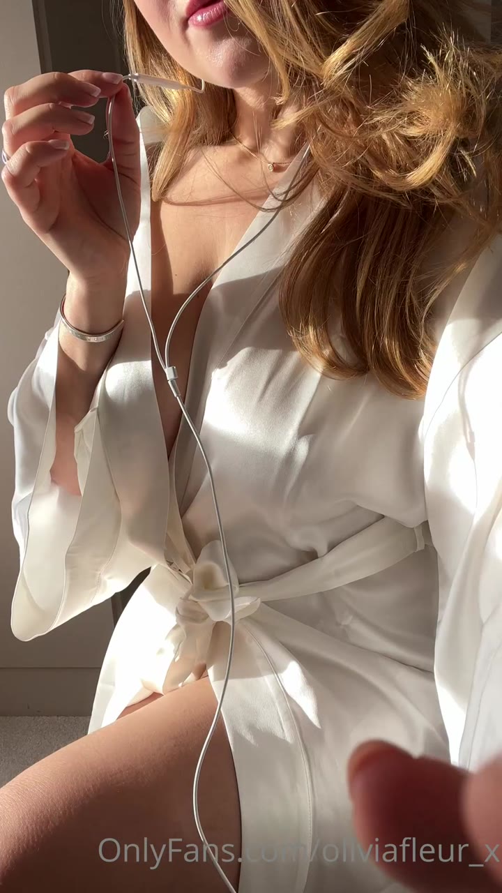 career Olivia Fleur Onlyfans nude