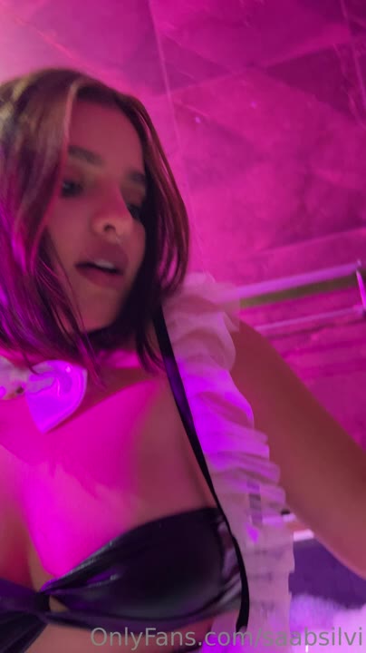 bisexual sucking Saab Silvi Nude porn