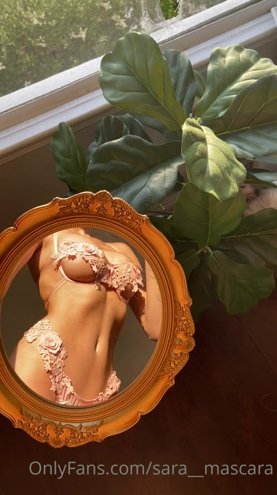 call Dripping Sara Mascara blowjob