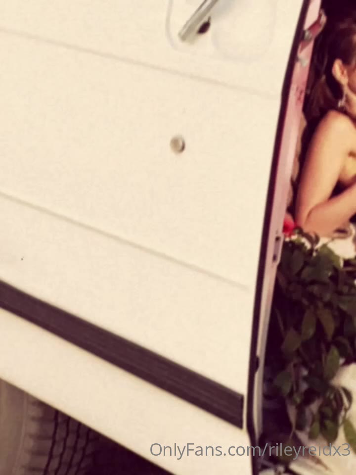 Riley Reid Fansly leaked  Exclusive full video