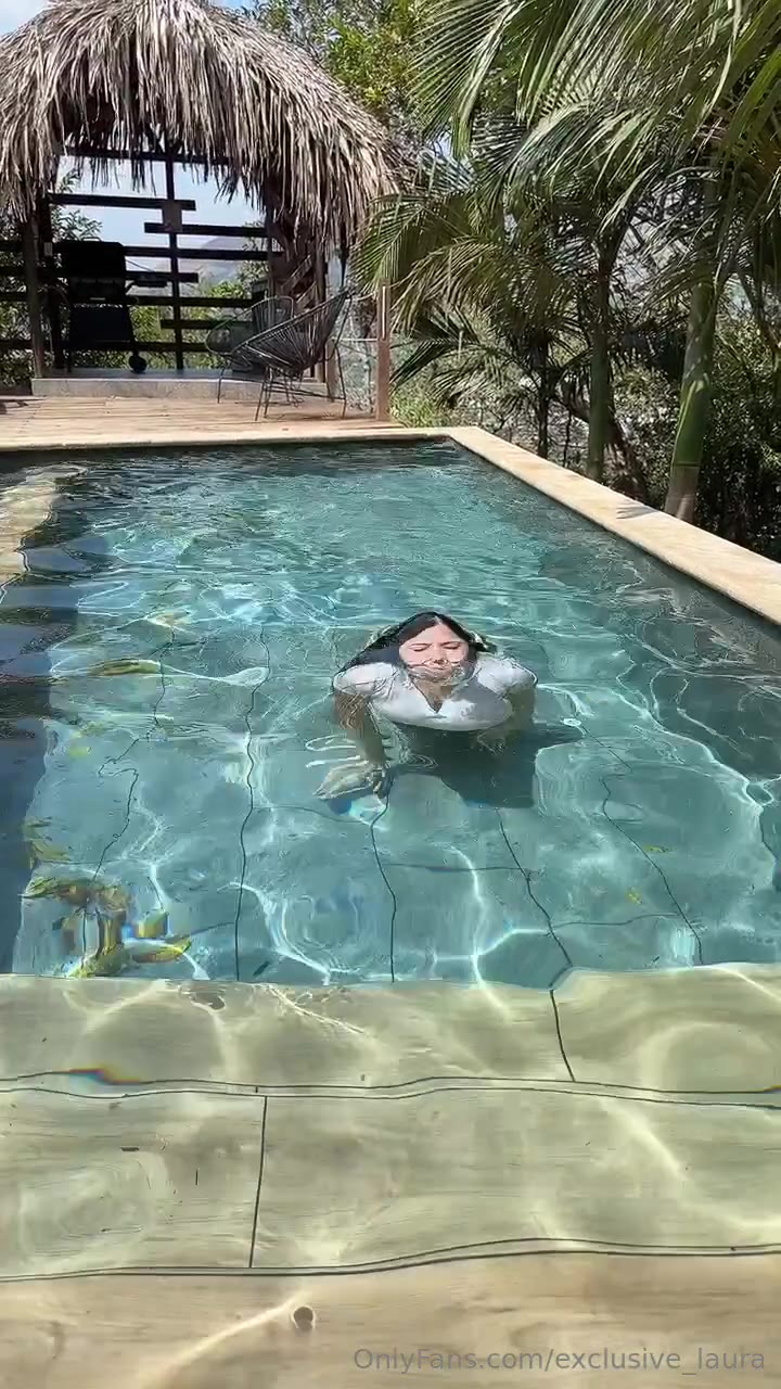 babie Laura Cookie masturbating Sensational