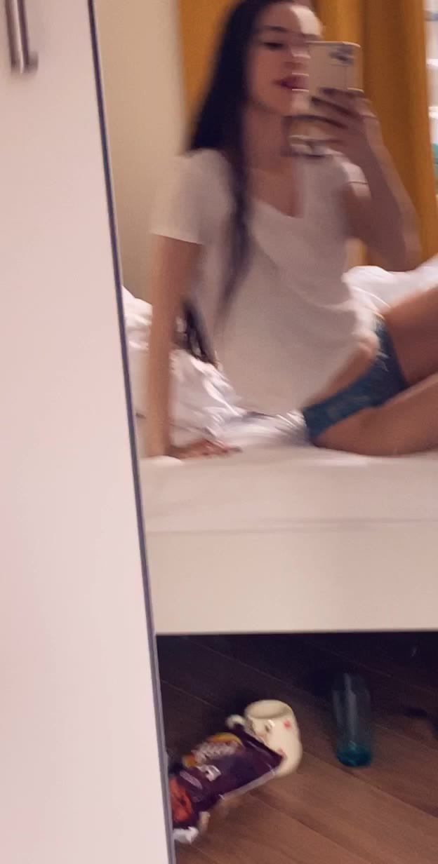 nude Sola Zola masturbating Epic