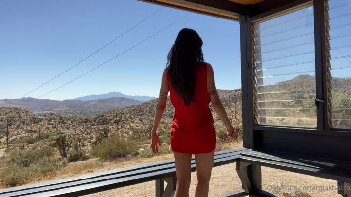 Mia Khalifa fucked Epic