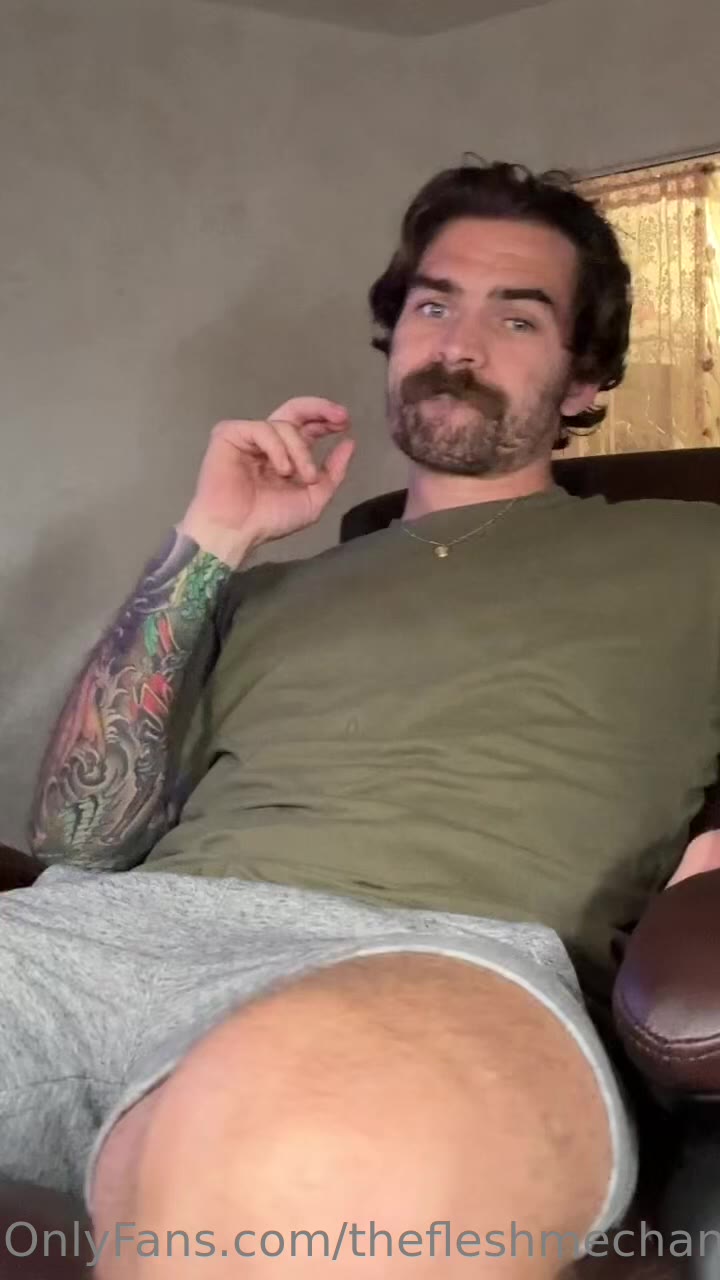 clotheshorse Sweating Jasmine Sherni fuck