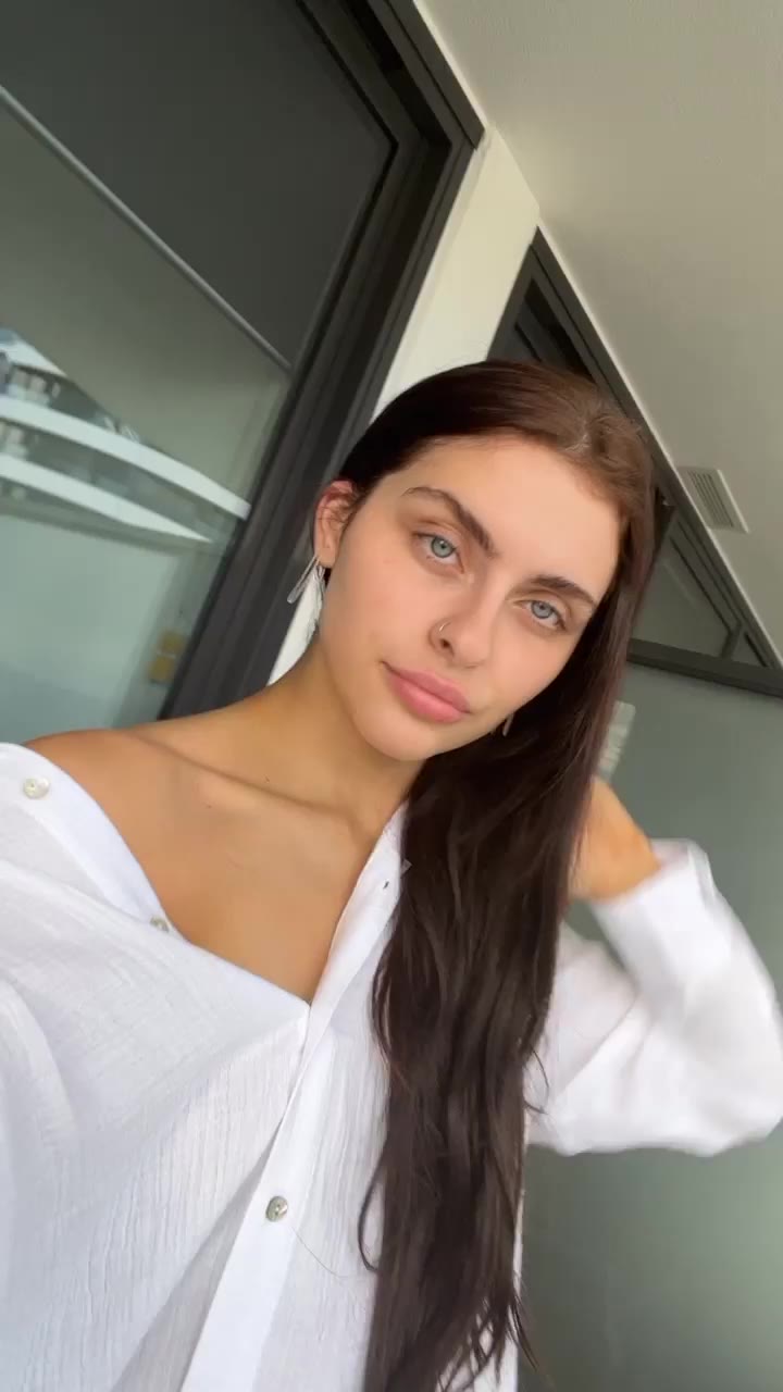 sad Lauren Hamden bj Full Clip