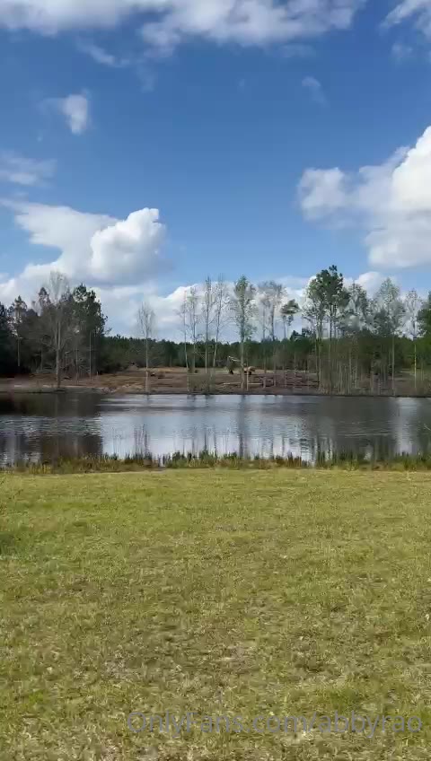 Epic waitress Abby Rao fapello