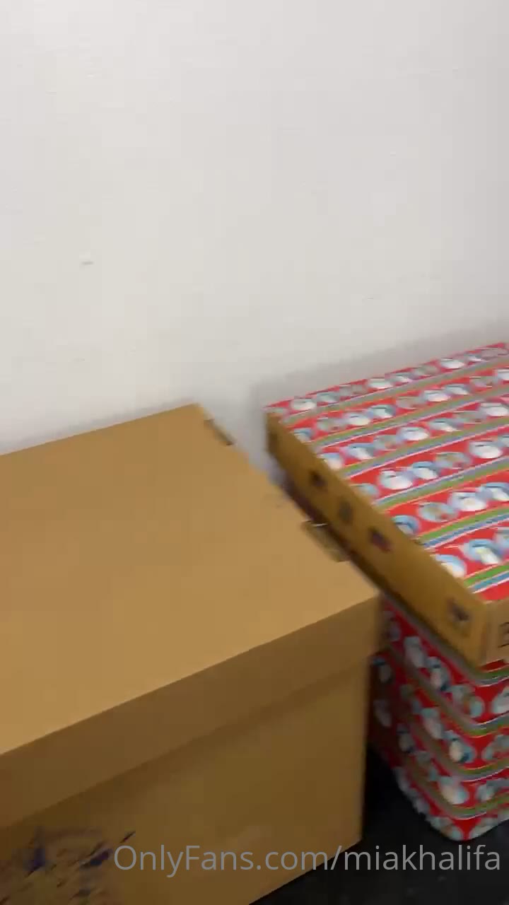 dirty-minded sucking Mia Khalifa simpcity