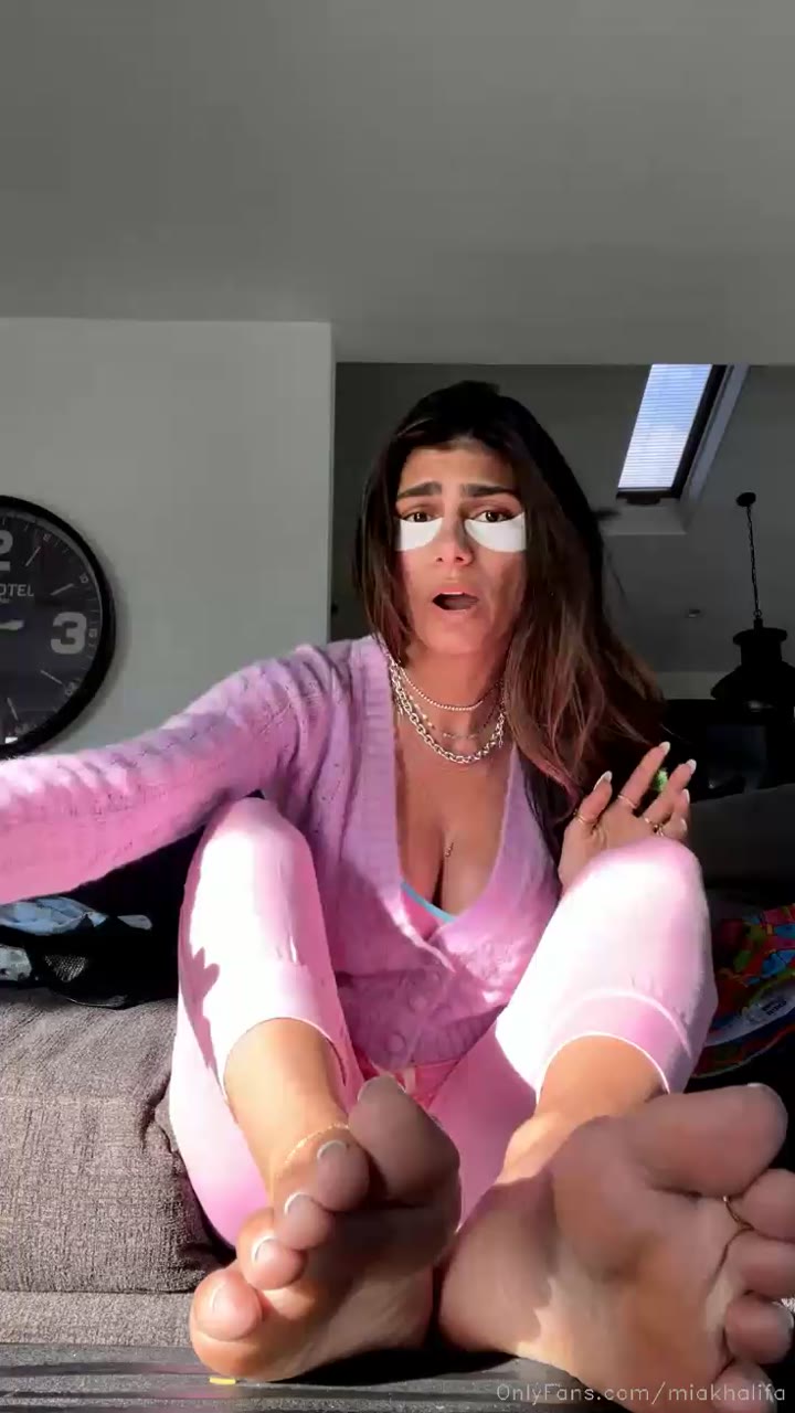 easy Mia Khalifa XXX Exposed