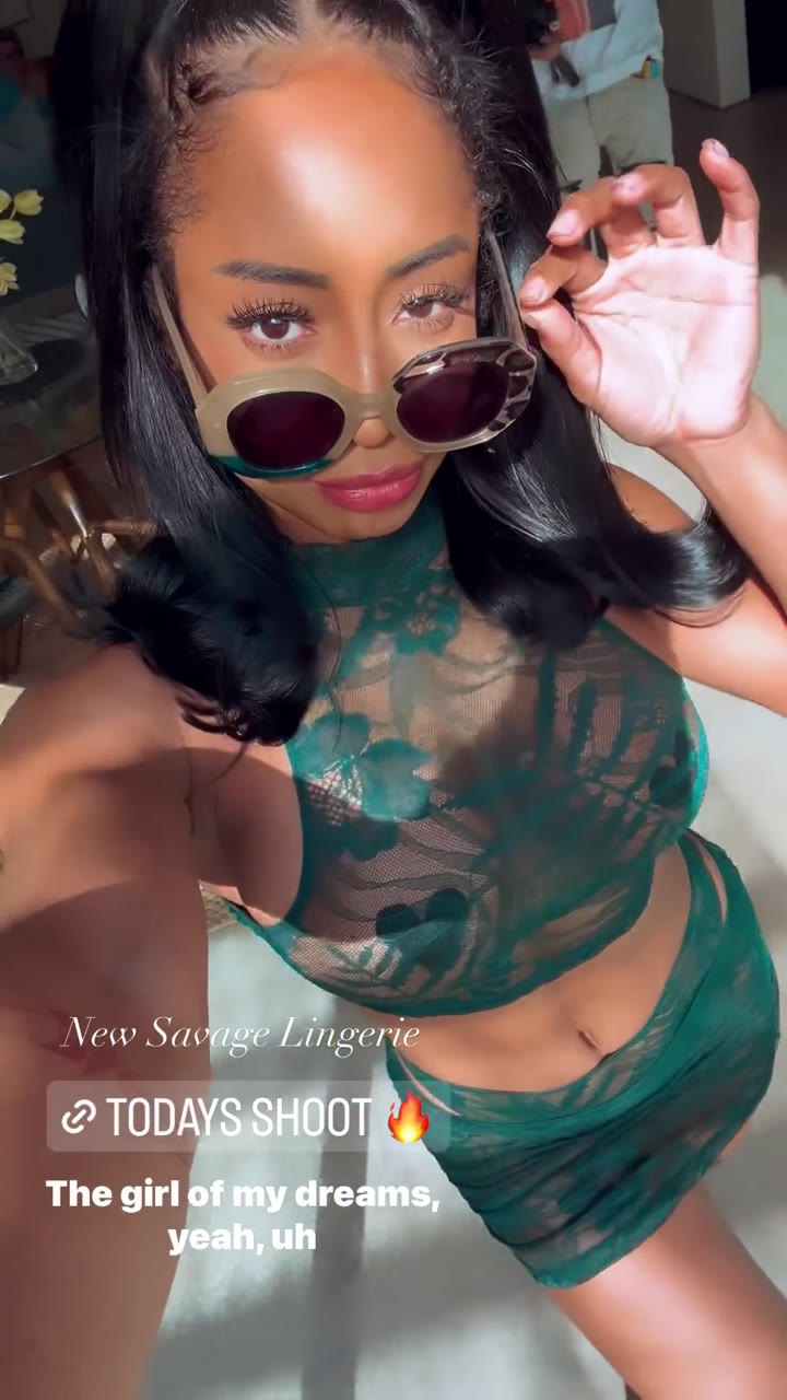 baddie sucking Qimmah Russo sexy