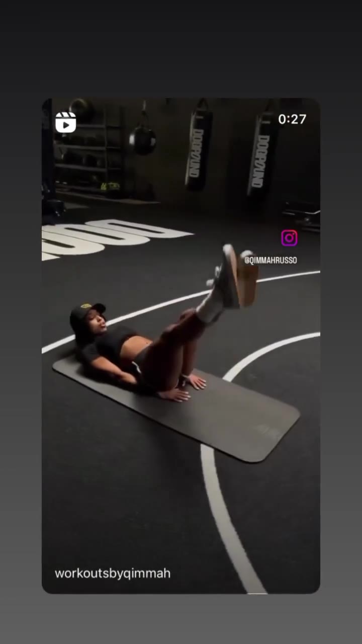 doll-face Qimmah Russo Nude leaks