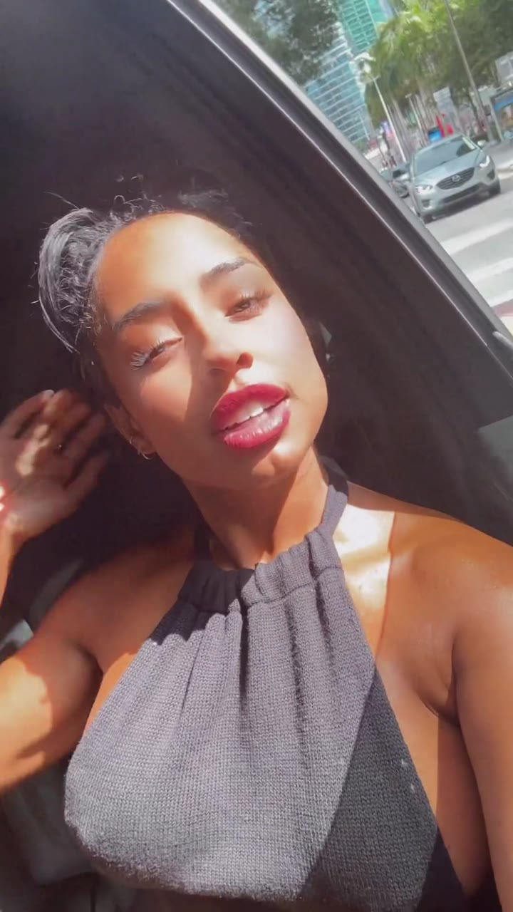 Qimmah Russo bg  PRIVATE