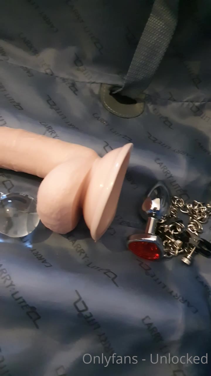 floozy Sophia Blake Patreon leak