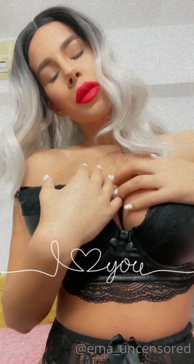 wild Ema Karter leaks video full