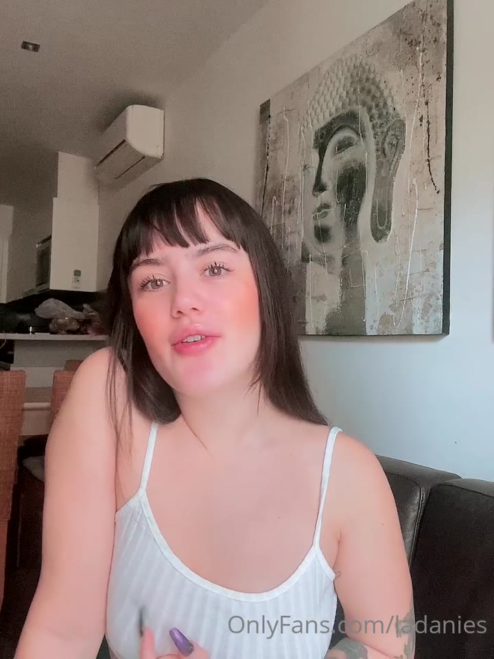 clotheshorse Daniela o n l y f a n s Vid Epic