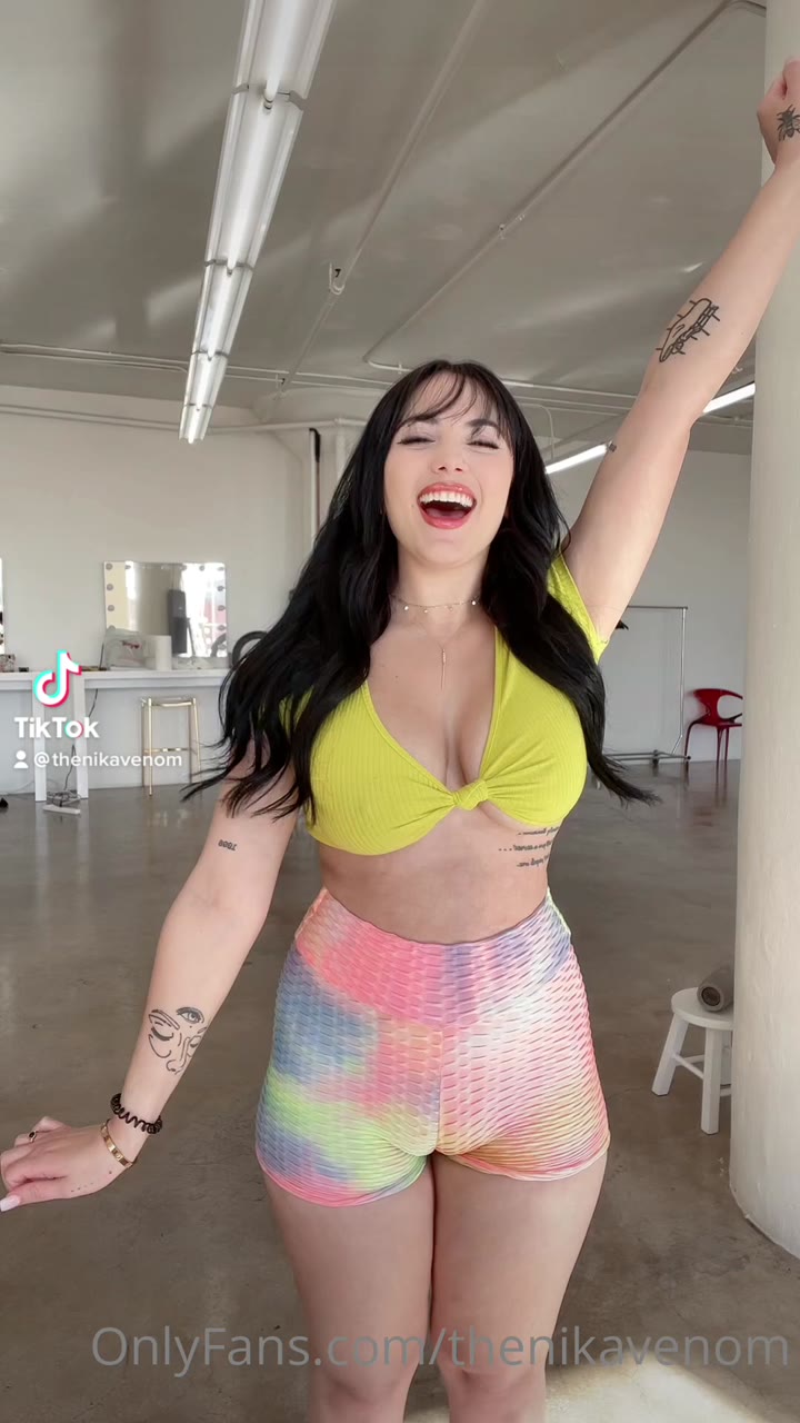 wife Nika Venom nude boobs Vid Exposed