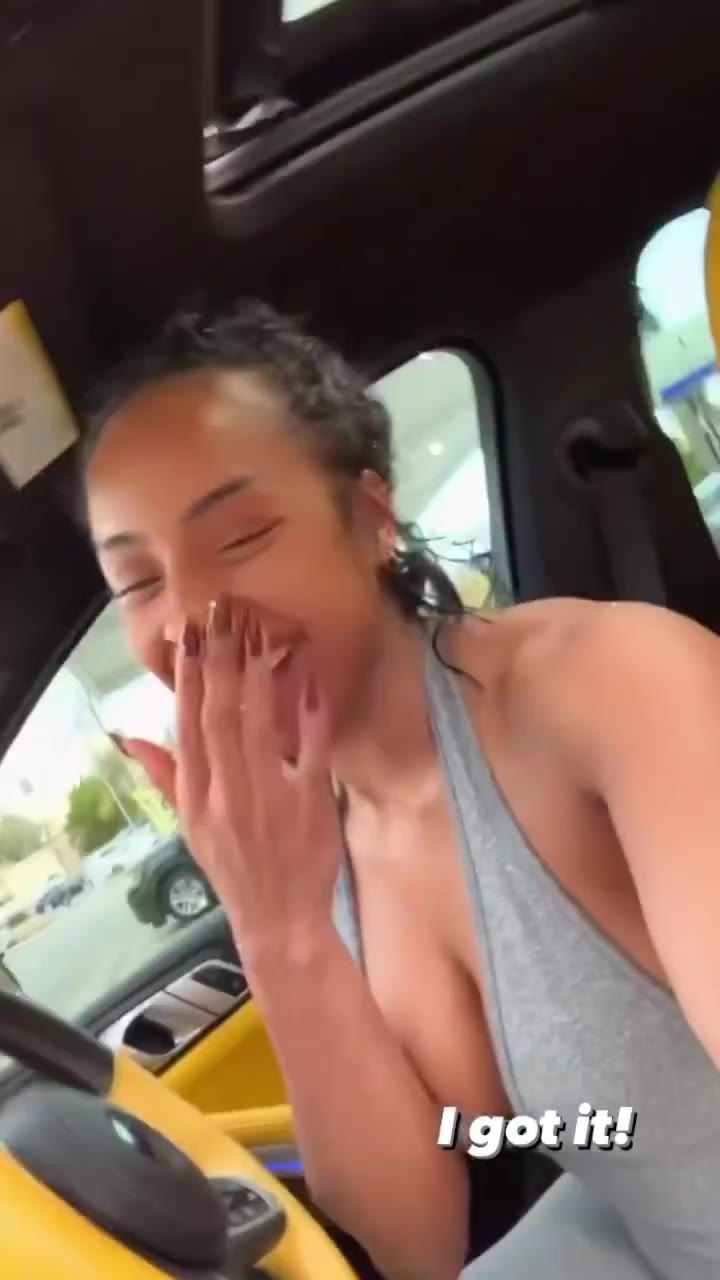 psychic sucking Qimmah Russo tits