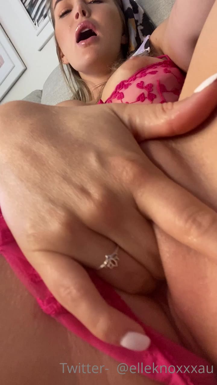 AWESOME Elle Knox porn xxx