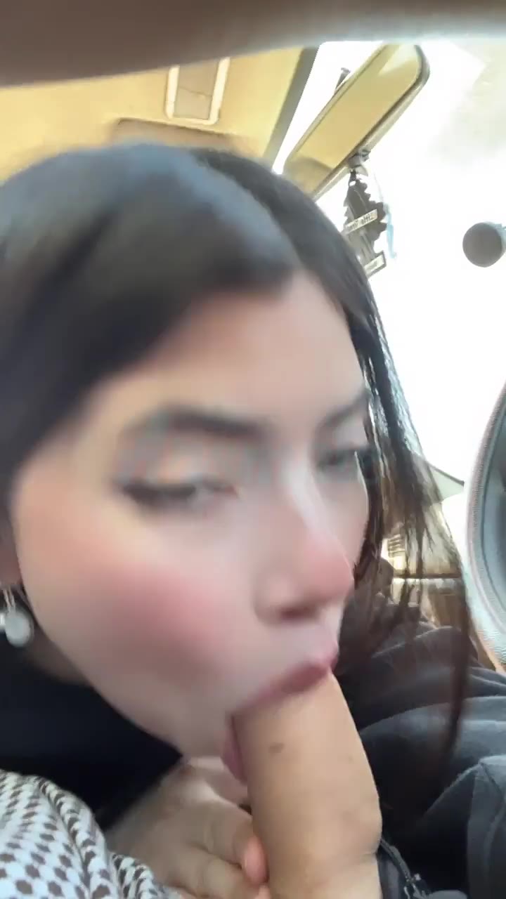 slut Julieta Yanez masturbating Sensational