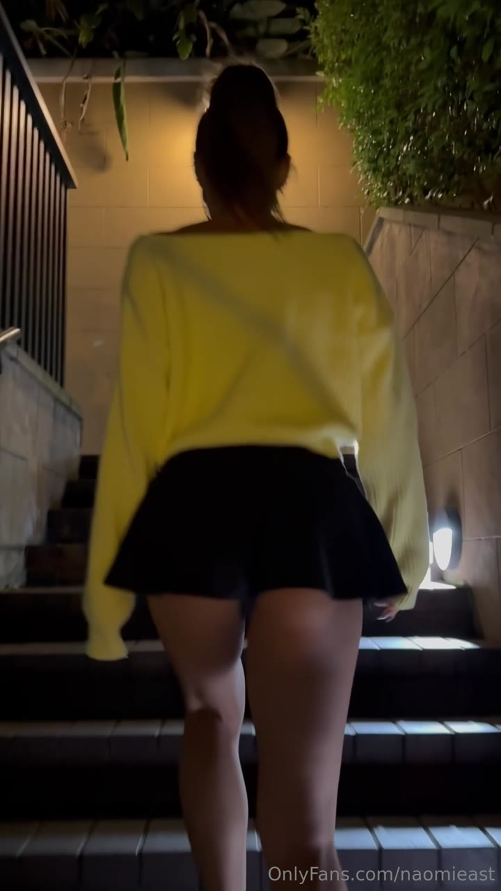 Exposed woman Naomi East bg video full