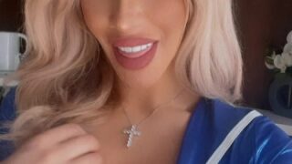 perverted Ema Karter masturbating Epic