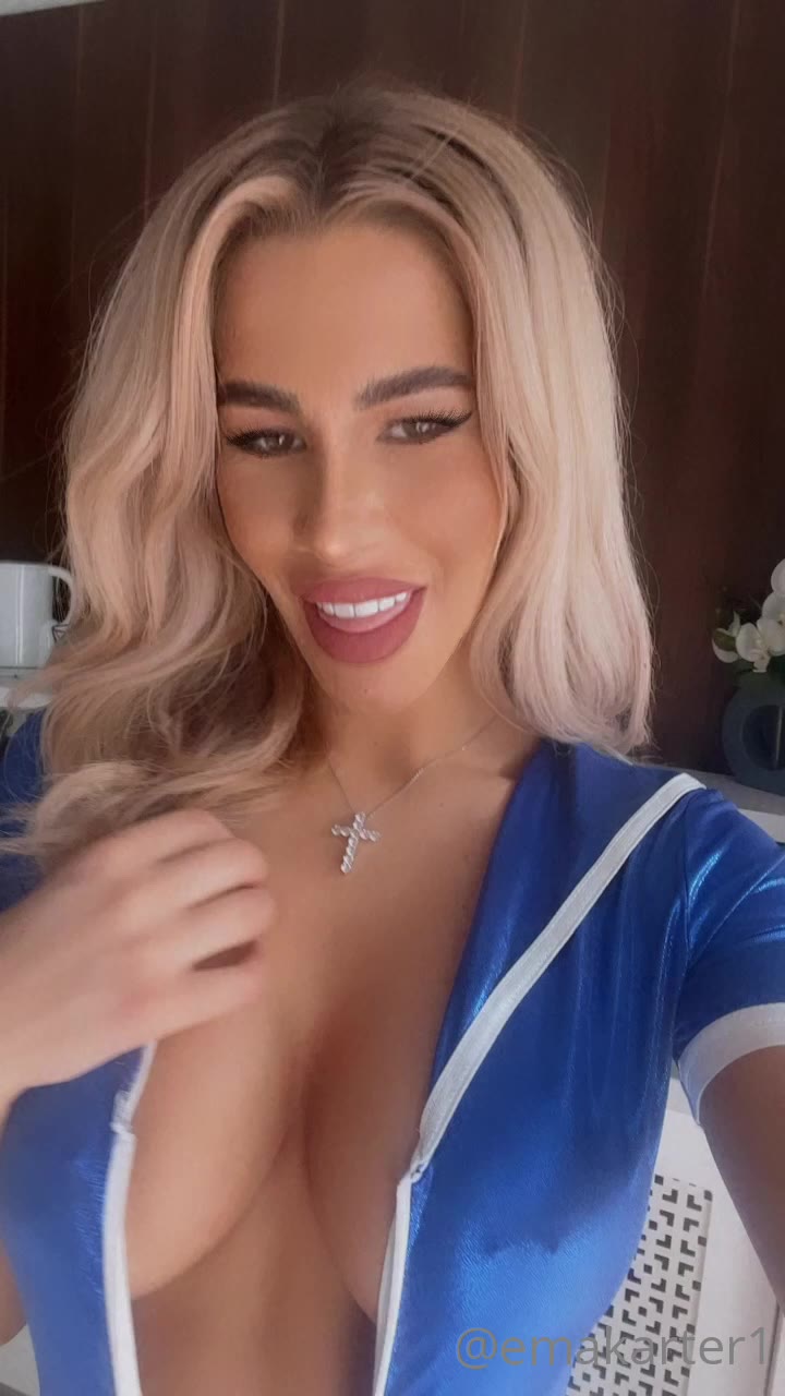 perverted Ema Karter masturbating Epic