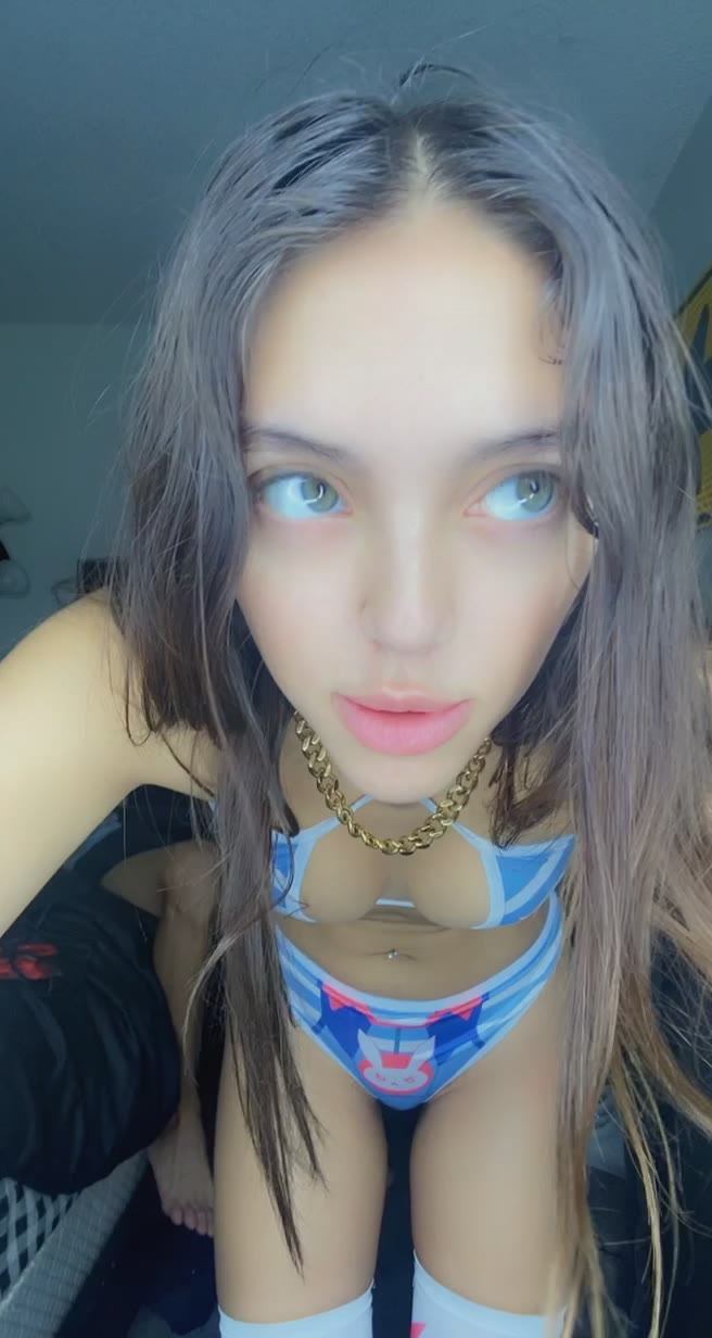 girlish Sweating Senya Marin Leak release