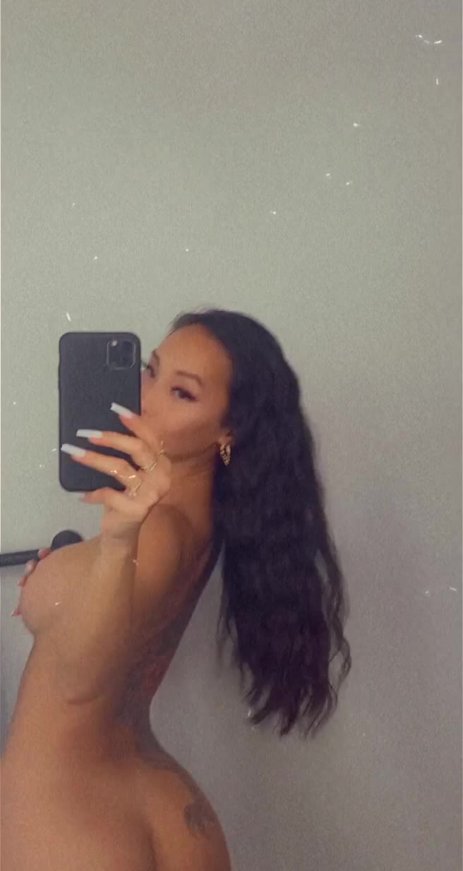 girlish Dripping Gracie Naked