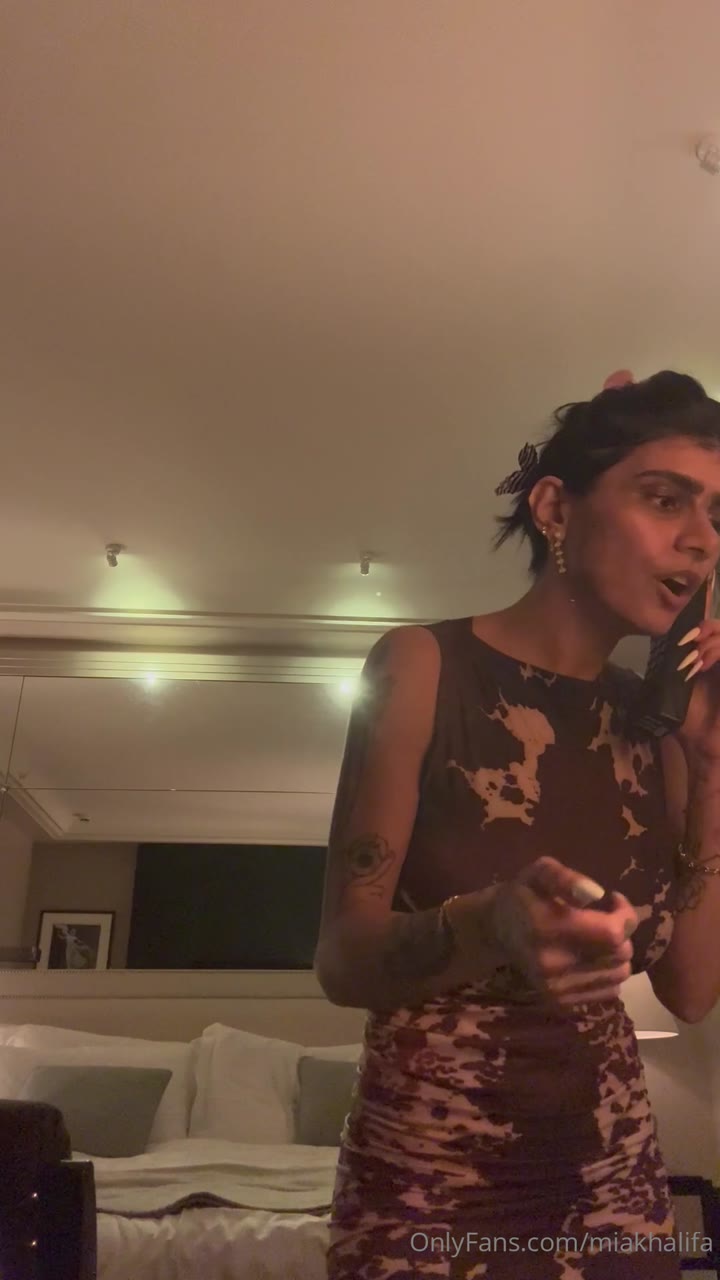 Sensational termagant Mia Khalifa sexy