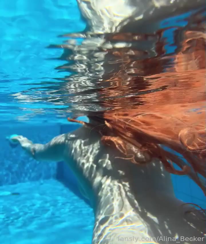 crone Sweating Alina Becker Fansly leaks