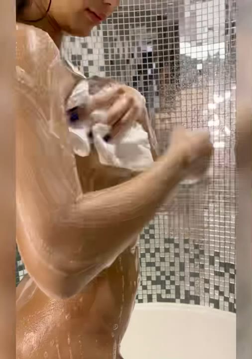 dangly Gracie Fansly Sensational